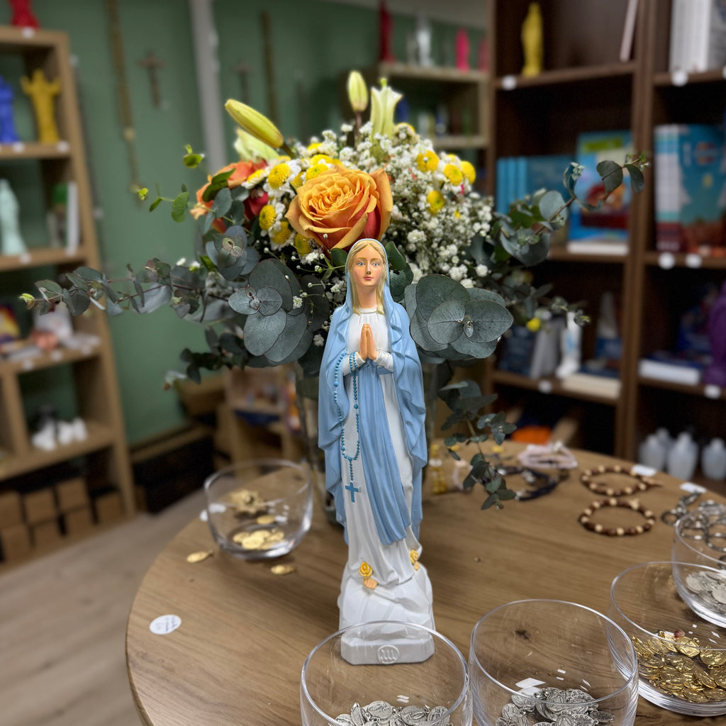 Statuettes peintes ( exemples) - sur demande
