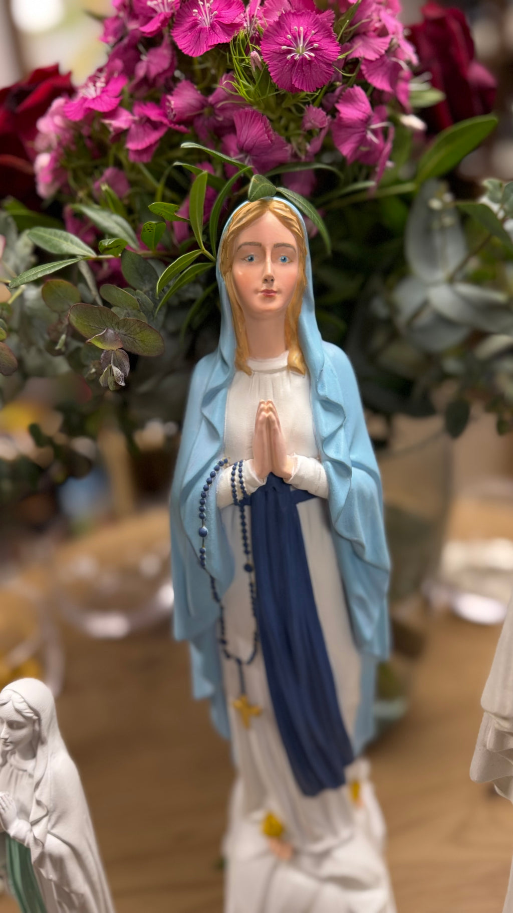 Statuettes peintes ( exemples) - sur demande